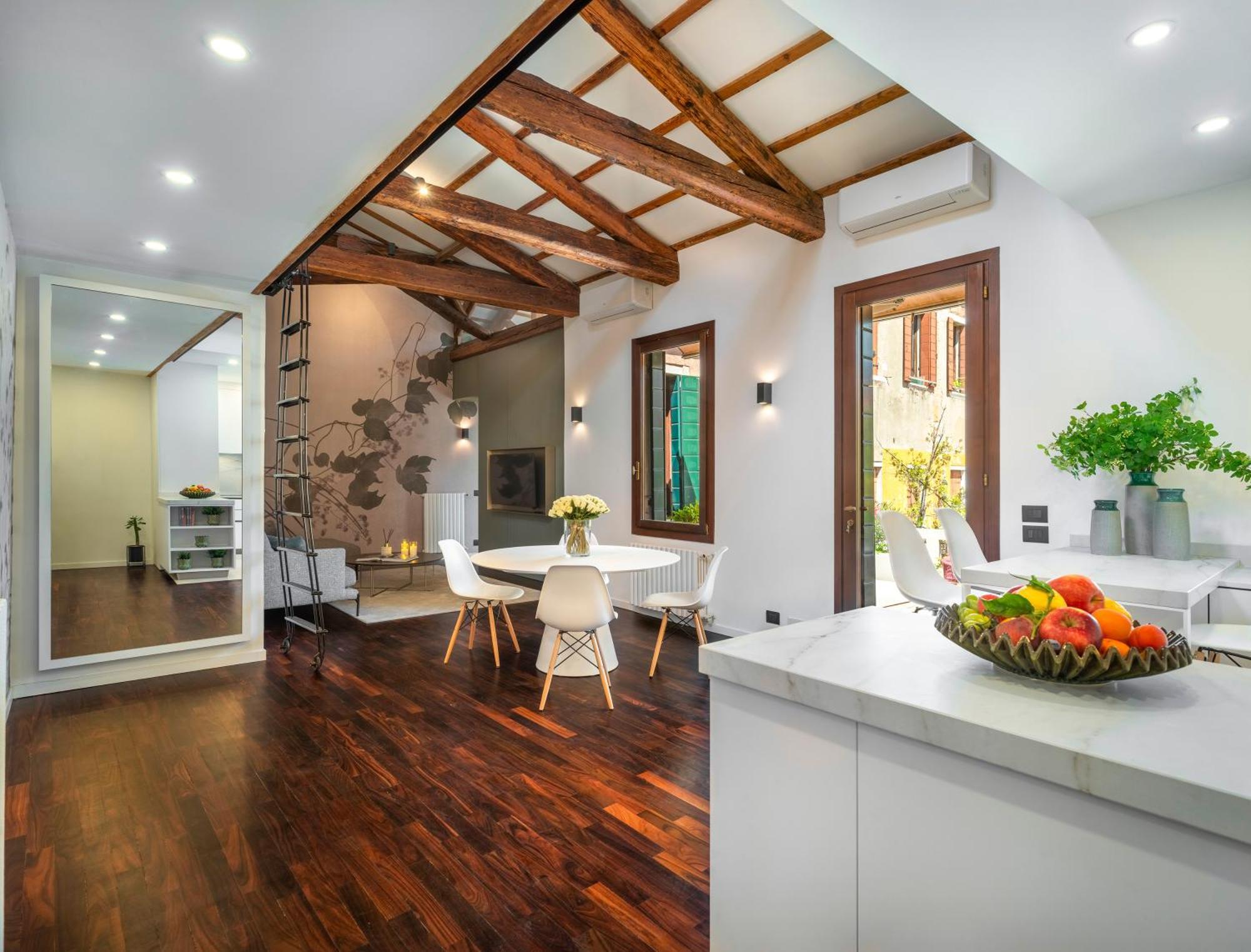 Apartment San Barnaba Palace R&r